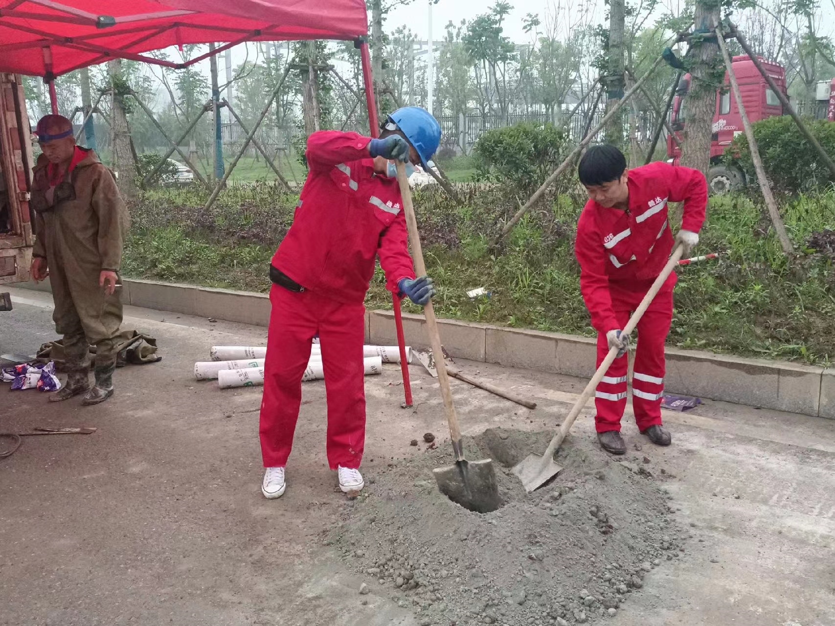 贡山管道疏通哪家好】及时进行市政管道清淤